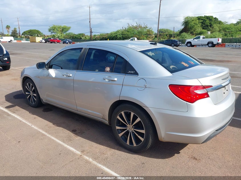 2012 Chrysler 200 VIN 1C3CCBBG6CN297734 IAAI salvage auction — NORMAL WEAR, Bill Of Sale (Hawaii), sold $275 on 2026-08-18 (photo 3)