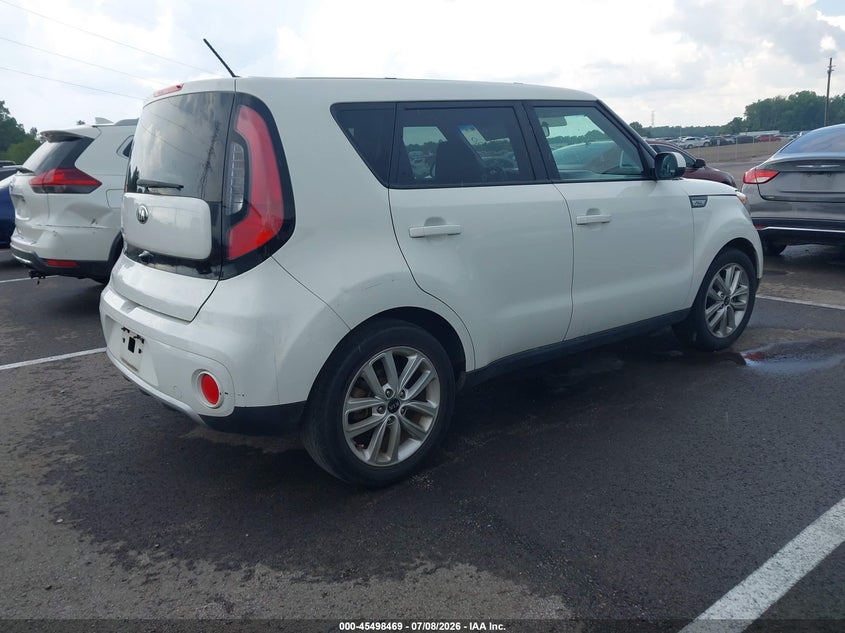 2017 Kia Soul VIN KNDJP3A57H7443020 IAAI salvage auction — NORMAL WEAR, Clear (Tennessee), sold $625 on 2026-07-28 (photo 4)