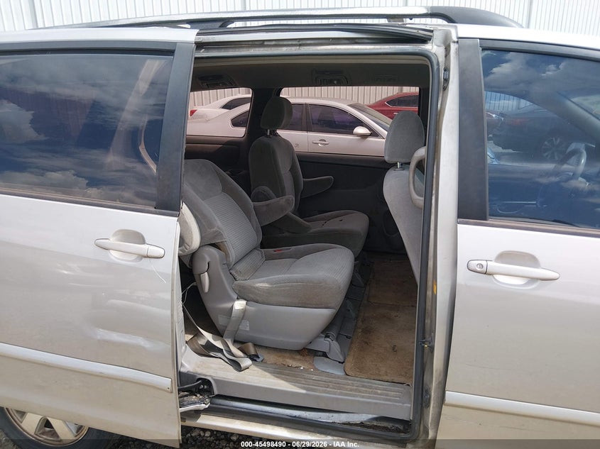 2006 Toyota Sienna VIN 5TDZA23C16S392479 IAAI salvage auction — NORMAL WEAR, Repossession Paperwork (Georgia), sold $450 on 2026-07-23 (photo 8)