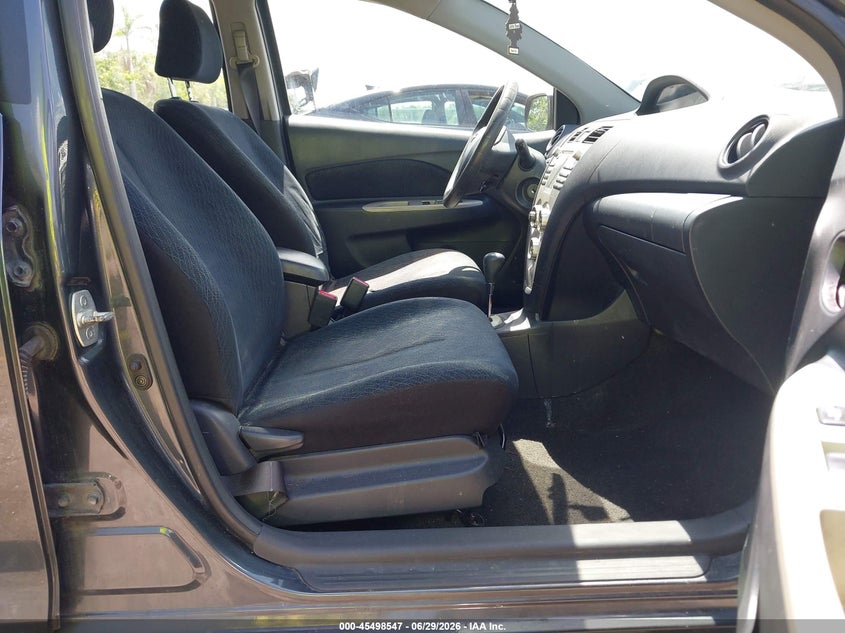 2007 Toyota Yaris VIN JTDBT923171026333 IAAI salvage auction — FRONT END, Rebuildable (Florida), sold $1,200 on 2026-07-29 (photo 5)
