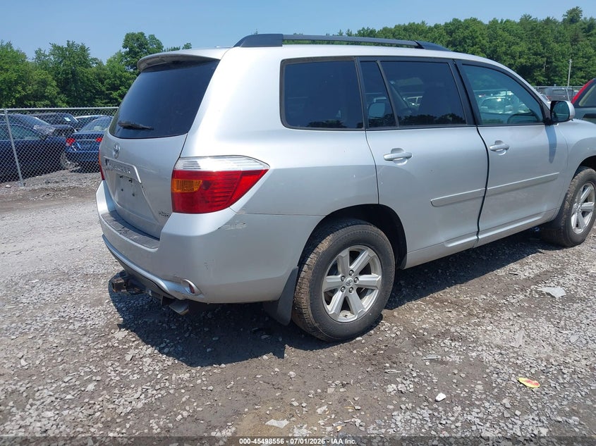 2010 Toyota Highlander VIN 5TDBK3EH9AS011709 IAAI salvage auction — NORMAL WEAR, Clear (New York), sold $3,375 on 2026-07-14 (photo 4)