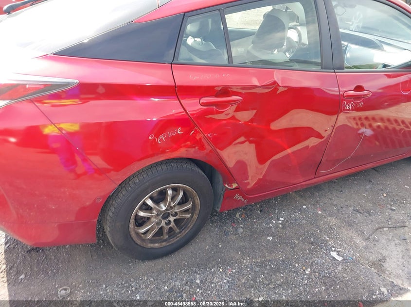 2017 Toyota Prius VIN JTDKARFU6H3527801 IAAI salvage auction — SIDE, Salvage Title, sold $2,850 on 2026-07-30 (photo 6)