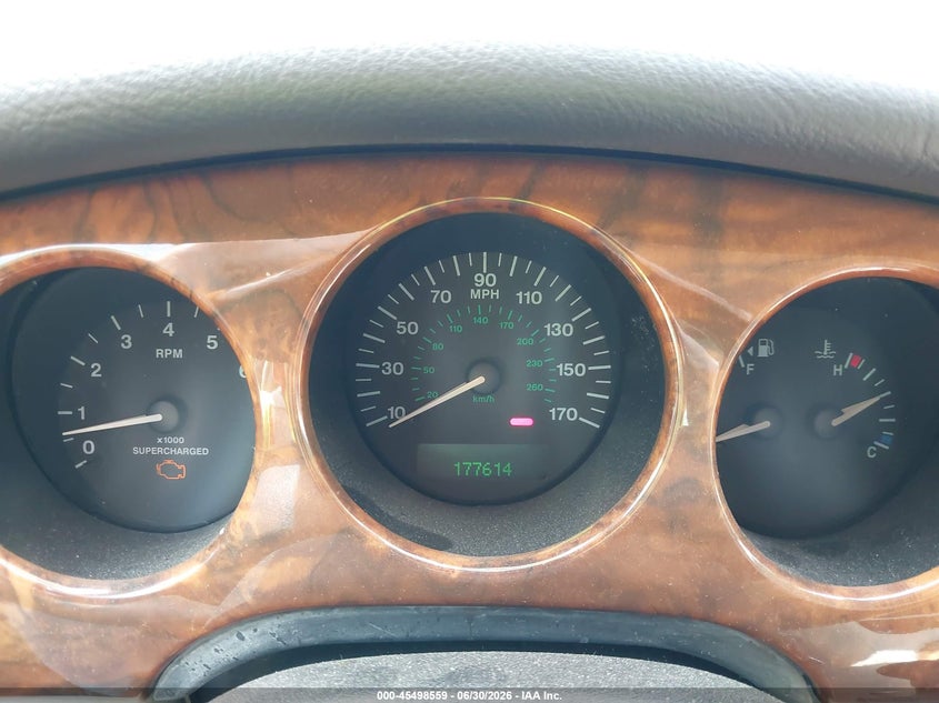 2001 Jaguar Xj series VIN SAJDA15B41MF34888 IAAI salvage auction — NORMAL WEAR, Clear (Michigan), sold $625 on 2026-07-06 (photo 7)