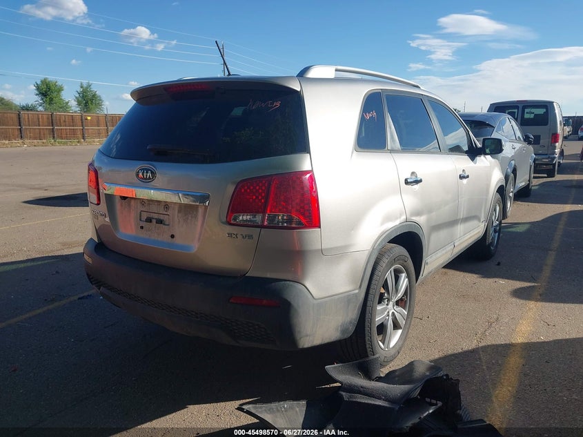 2013 Kia Sorento VIN 5XYKUDA28DG349671 IAAI salvage auction — NORMAL WEAR, Clear (Colorado), sold $1,400 on 2026-07-07 (photo 4)