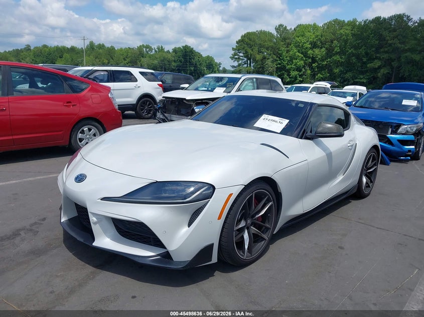 2020 Toyota Supra VIN WZ1DB4C02LW025595 IAAI salvage auction — RIGHT SIDE, Salvage Title, sold $20,825 on 2026-08-12 (photo 2)