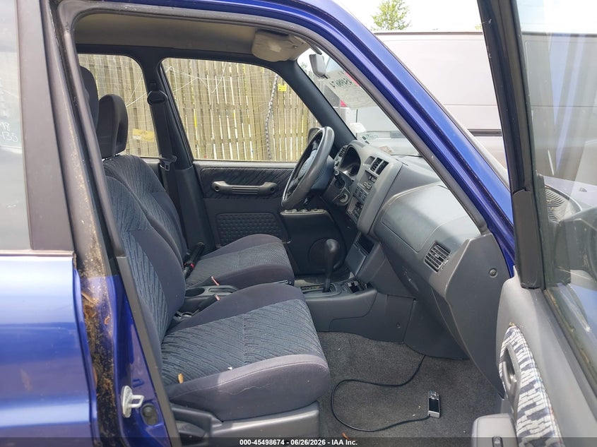1998 Toyota Rav4 VIN JT3HP10V7W7106062 IAAI salvage auction — NORMAL WEAR, Clear (Virginia), sold $325 on 2026-07-13 (photo 5)