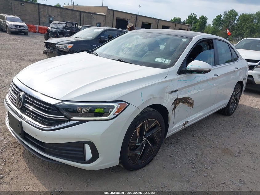 2022 Volkswagen Jetta VIN 3VWGM7BU7NM029878 IAAI salvage auction — SIDE, Salvage Title, sold $6,100 on 2026-08-12 (photo 2)