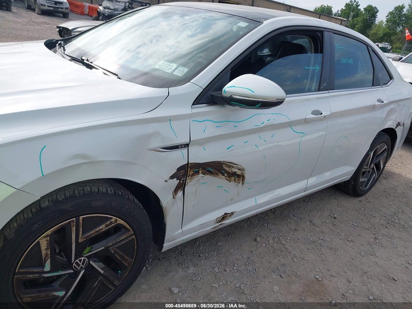 2022 Volkswagen Jetta VIN 3VWGM7BU7NM029878 IAAI salvage auction — SIDE, Salvage Title, sold $6,100 on 2026-08-12 (photo 6)