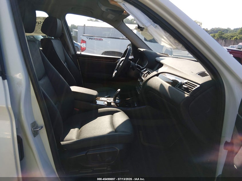 2017 BMW X3 VIN 5UXWX9C31H0W76760 IAAI salvage auction — SIDE, Salvage (Pennsylvania), sold $4,650 on 2026-08-01 (photo 5)