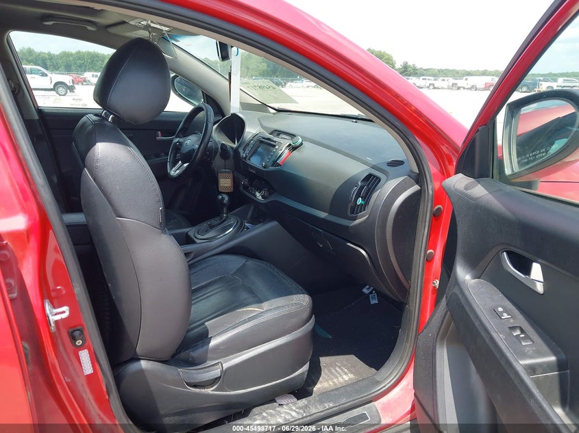 2011 Kia Sportage VIN KNDPC3A65B7140033 IAAI salvage auction — NORMAL WEAR, Clear (Indiana), sold $1,100 on 2026-07-23 (photo 5)
