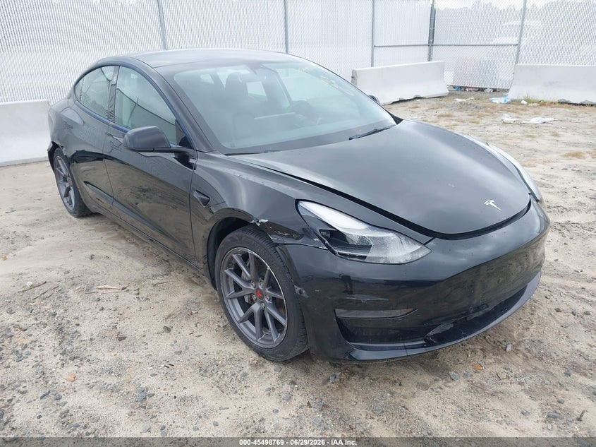 2021 Tesla Model 3 VIN 5YJ3E1EA0MF085984 IAAI salvage auction — RIGHT FRONT, Salvage (North Carolina), sold $9,000 on 2026-07-25 (photo 1)