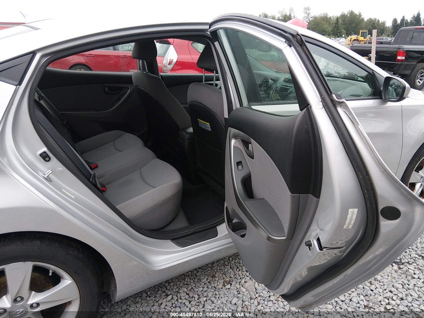 2013 Hyundai Elantra VIN KMHDH4AE5DU712218 IAAI salvage auction — THEFT, Salvage Title, sold $1,700 on 2026-08-03 (photo 8)