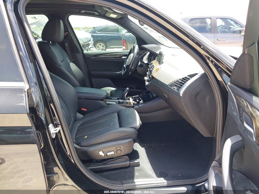2018 BMW X3 VIN 5UXTR9C58JLC68939 IAAI salvage auction — FRONT END, Salvage Title, sold $7,000 on 2026-09-06 (photo 5)