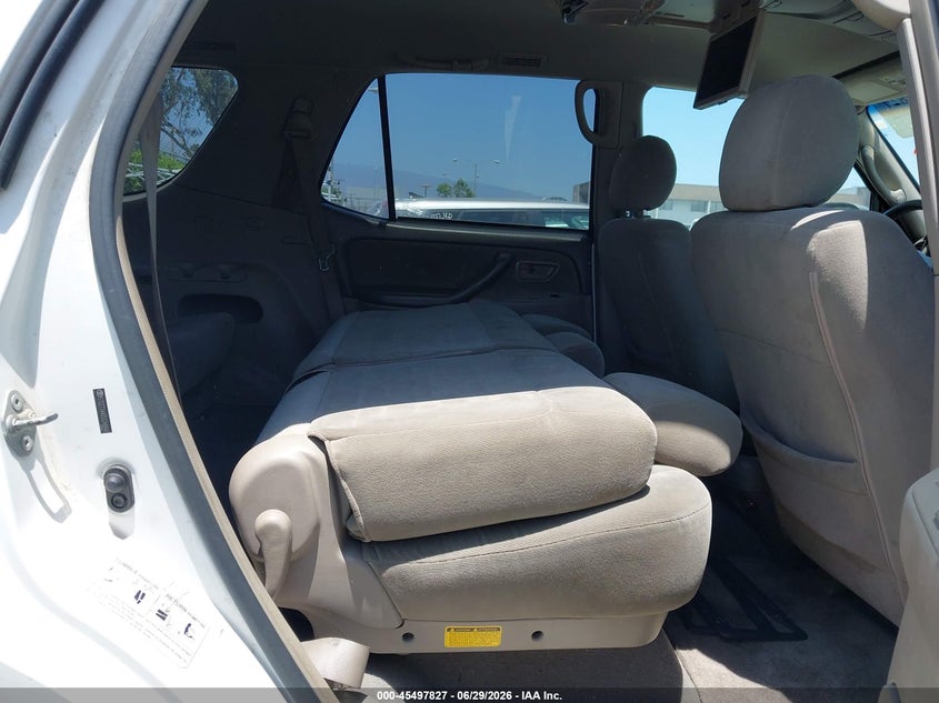 2005 Toyota Sequoia VIN 5TDZT34A05S248840 IAAI salvage auction — UNKNOWN, Salvage (California), sold $1,100 on 2026-07-31 (photo 8)