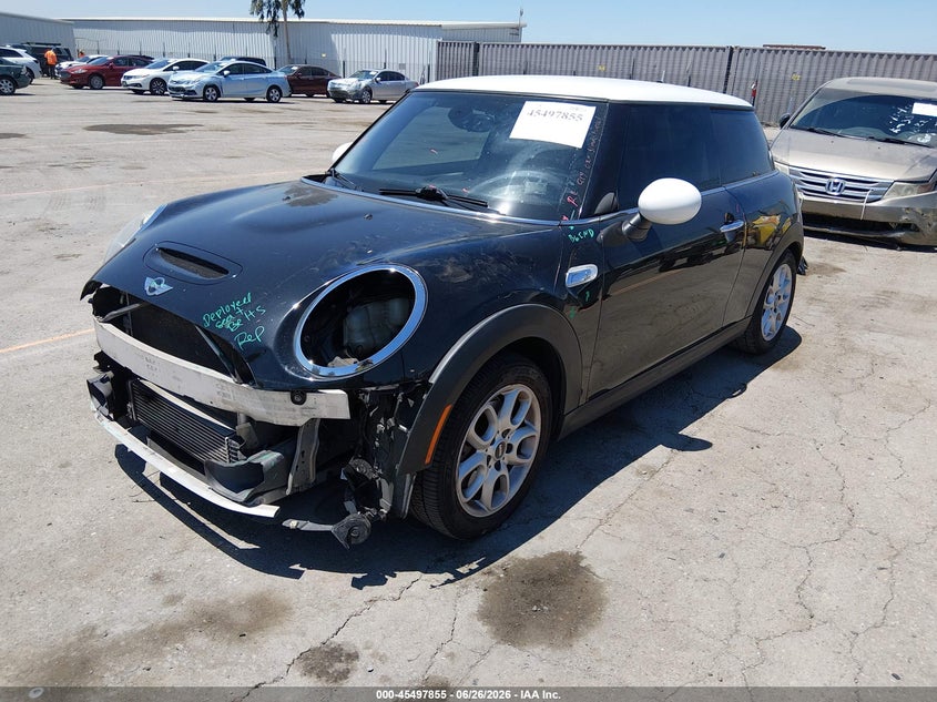 2015 Mini Hard top VIN WMWXP7C53F2A37177 IAAI salvage auction — LEFT FRONT, Salvage (California), sold $1,150 on 2026-07-29 (photo 2)