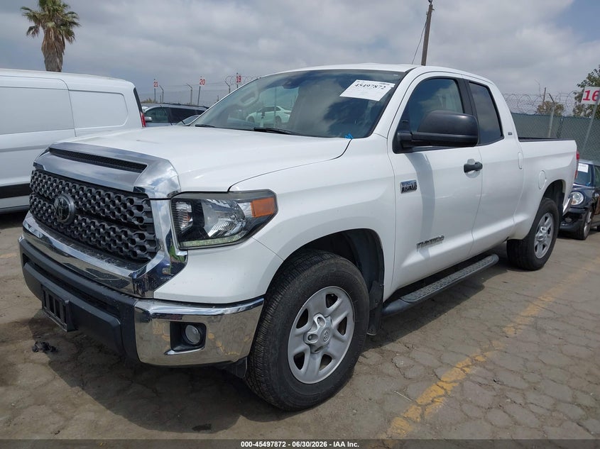 2020 Toyota Tundra VIN 5TFRY5F13LX267657 IAAI salvage auction — RIGHT SIDE, Salvage (California), sold $9,400 on 2026-07-29 (photo 2)
