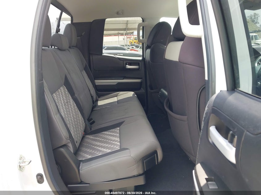 2020 Toyota Tundra VIN 5TFRY5F13LX267657 IAAI salvage auction — RIGHT SIDE, Salvage (California), sold $9,400 on 2026-07-29 (photo 8)