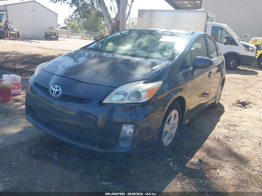 2011 Toyota Prius VIN JTDKN3DU1B1410960 IAAI salvage auction — NORMAL WEAR, Clear (Arizona), sold $475 on 2026-07-28 (photo 2)