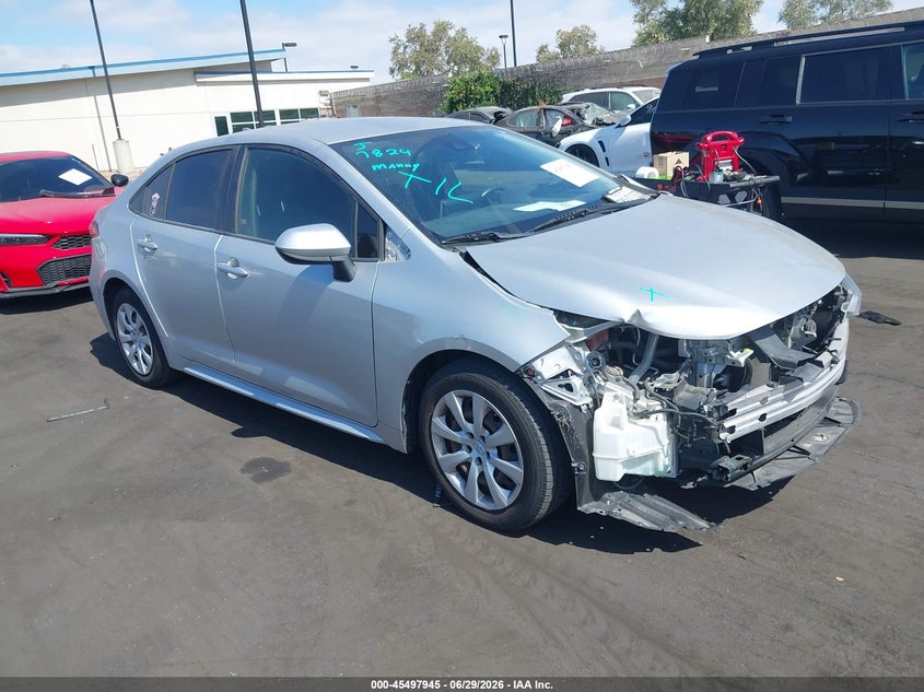 2020 Toyota Corolla VIN JTDEPRAE6LJ002365 IAAI salvage auction — FRONT END, Wait Title, sold $5,450 on 2026-07-31 (photo 1)