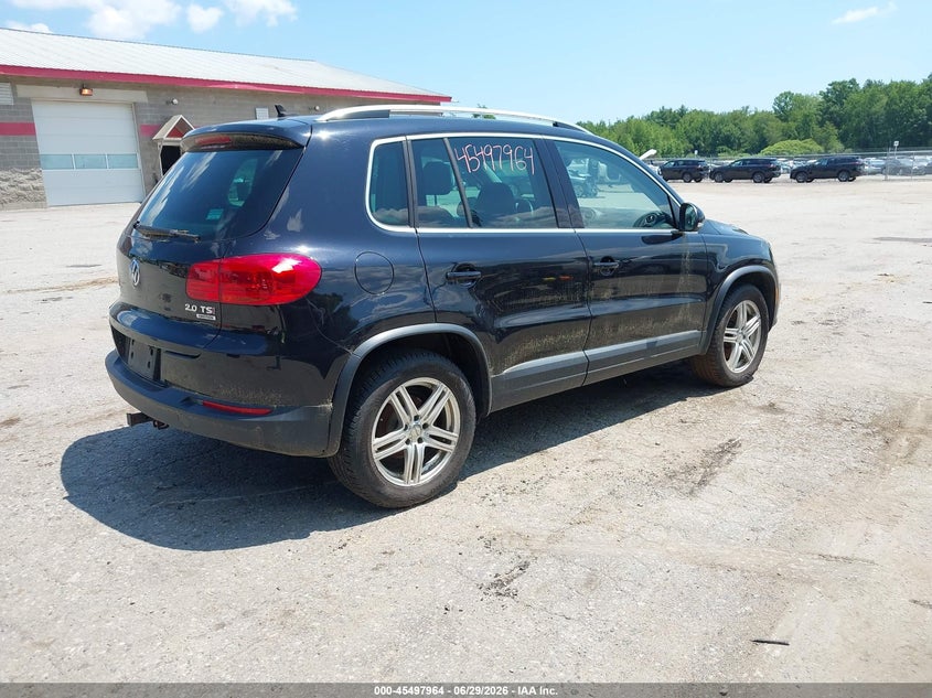 2012 Volkswagen Tiguan VIN WVGBV7AX2CW591895 IAAI salvage auction — NORMAL WEAR, Original (Maine), sold $475 on 2026-07-06 (photo 4)