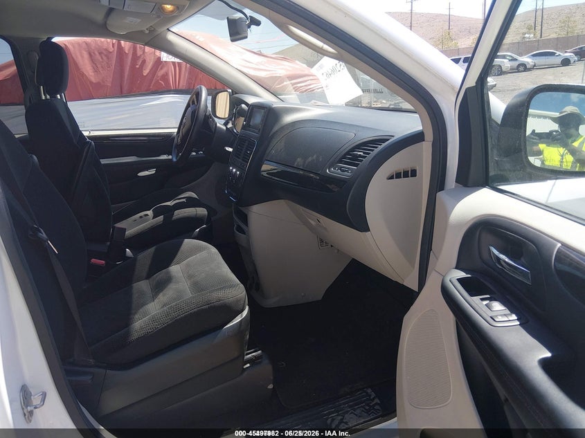 2018 Dodge Grand caravan VIN 2C4RDGBG4JR288739 IAAI salvage auction — NORMAL WEAR, Sf97 (Nevada), sold $8,700 on 2026-07-30 (photo 5)