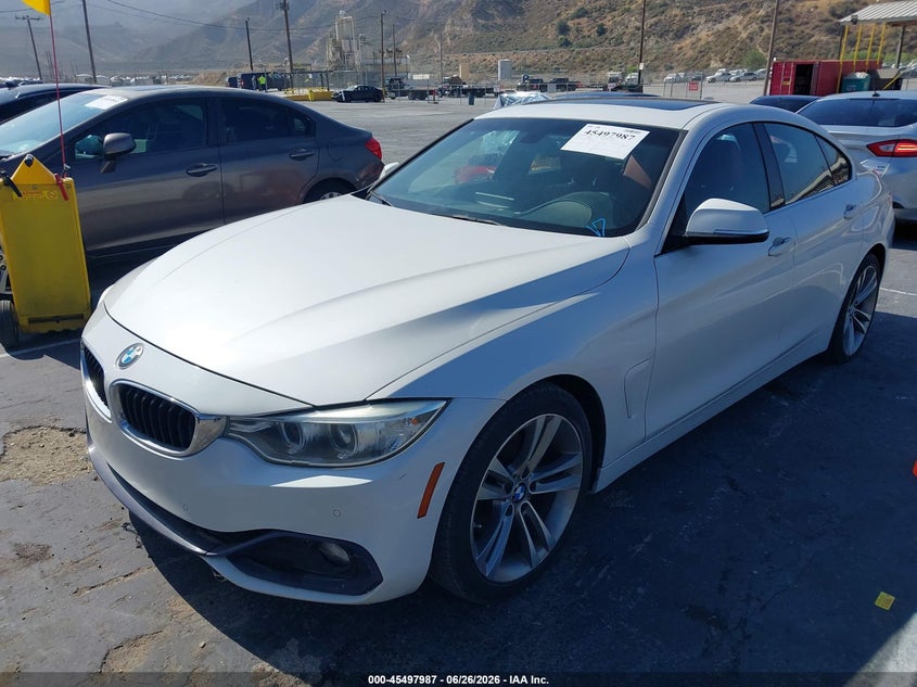 2016 BMW 4er VIN WBA4A9C52GG504834 IAAI salvage auction — NORMAL WEAR, Clear (California), sold $2,400 on 2026-07-29 (photo 2)