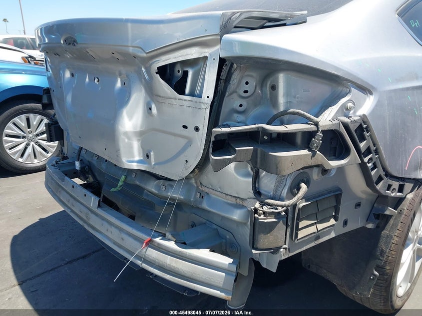 2020 Ford Fusion VIN 3FA6P0LU4LR114081 IAAI salvage auction — REAR END, Salvage Title, sold $1,650 on 2026-07-12 (photo 6)