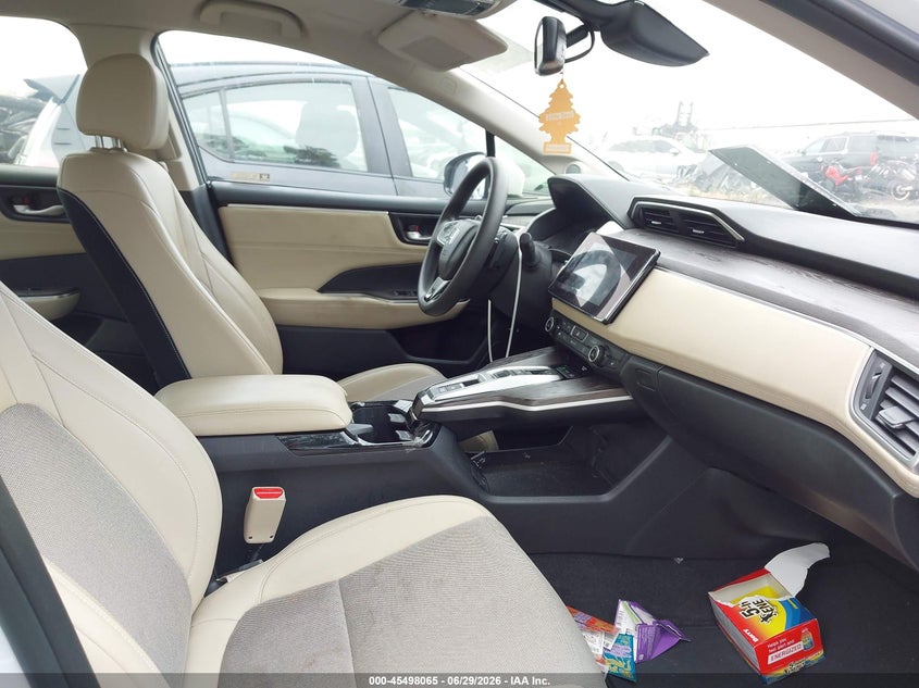 2018 Honda Clarity VIN JHMZC5F17JC018201 IAAI salvage auction — REAR END, Salvage Title, sold $5,400 on 2026-07-12 (photo 5)