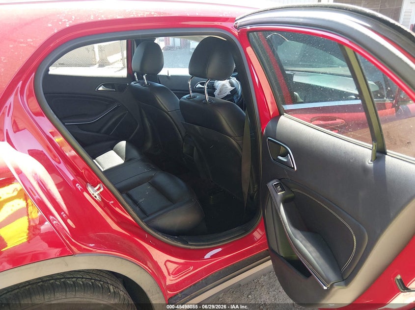 2015 Mercedes-benz Gla-klasse VIN WDCTG4GB4FJ079953 IAAI salvage auction — FRONT END, Salvage Title, sold $2,300 on 2026-08-18 (photo 8)