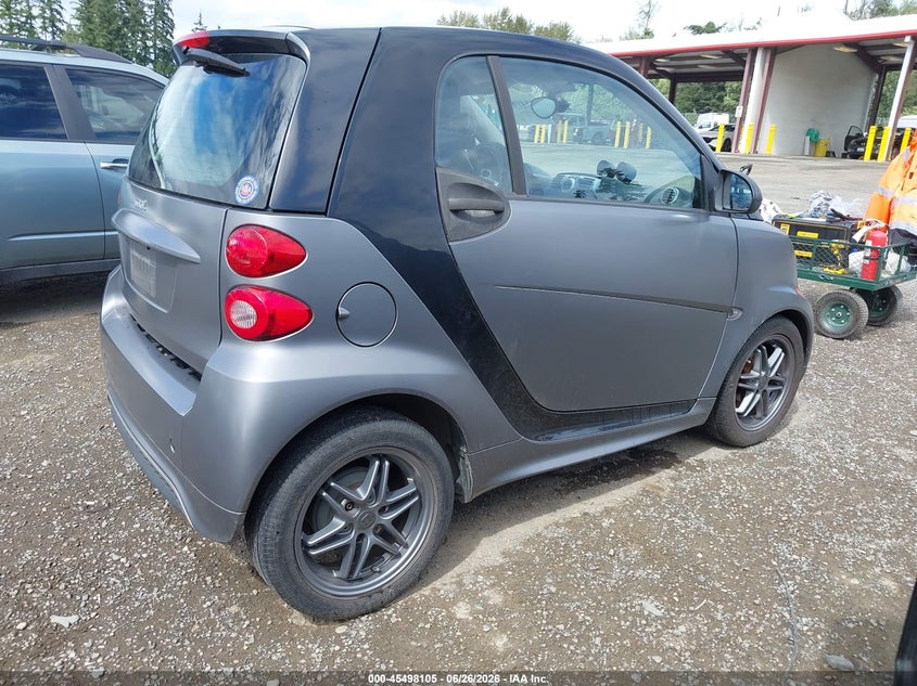 2013 Smart Fortwo VIN WMEEJ3BA2DK601366 IAAI salvage auction — NORMAL WEAR, Clear (Washington), sold $1,150 on 2026-07-15 (photo 4)
