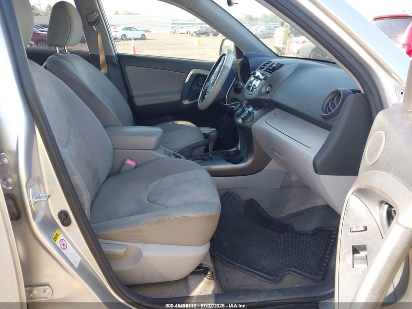 2010 Toyota Rav4 VIN JTMBF4DV9AD039197 IAAI salvage auction — NORMAL WEAR, Clear (New York), sold $3,100 on 2026-07-14 (photo 5)