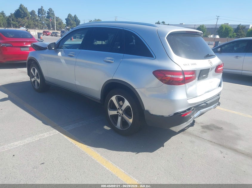 2016 Mercedes-benz Glc VIN WDC0G4JB8GF048575 IAAI salvage auction — FRONT & REAR, Salvage (California), sold $2,550 on 2026-08-03 (photo 3)