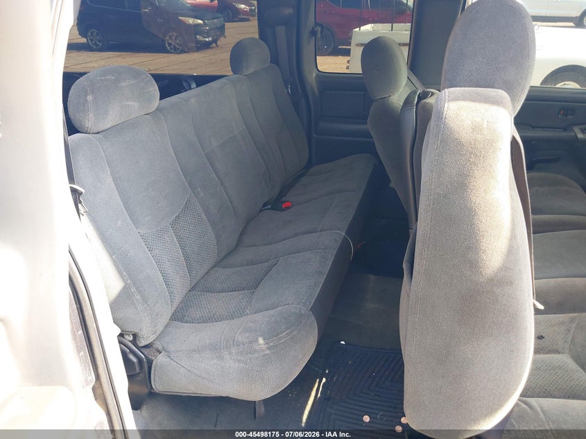 2004 Chevrolet Silverado 1500 VIN 1GCEC19V84Z351791 IAAI salvage auction — NORMAL WEAR, Original (Texas), sold $575 on 2026-07-09 (photo 8)