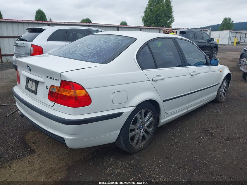 2002 BMW 3er VIN WBAEW53432PG18018 IAAI salvage auction — FRONT END, Salvage Title, sold $200 on 2026-07-21 (photo 4)