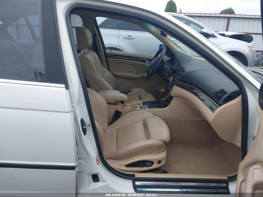 2002 BMW 3er VIN WBAEW53432PG18018 IAAI salvage auction — FRONT END, Salvage Title, sold $200 on 2026-07-21 (photo 5)