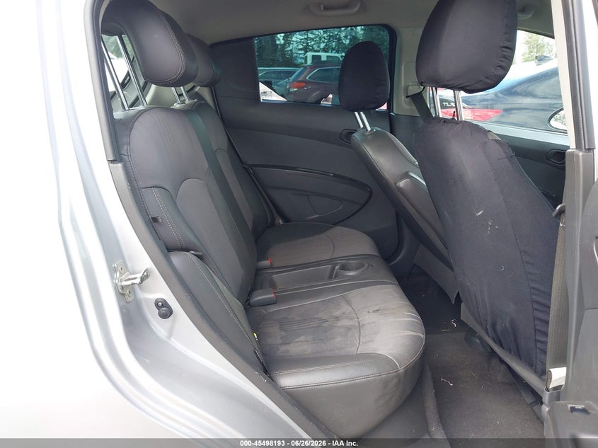 2015 Chevrolet Spark VIN KL8CD6S94FC720644 IAAI salvage auction — NORMAL WEAR, Rebuilt-Non-Public (Washington), sold $375 on 2026-07-29 (photo 8)