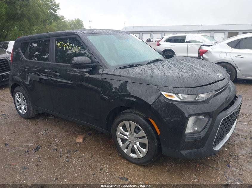 2021 Kia Soul VIN KNDJ23AU4M7148232 IAAI salvage auction — FRONT & REAR, Salvage (Indiana), sold $1,600 on 2026-08-01 (photo 1)