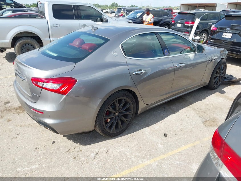 2020 Maserati Ghibli VIN ZAM57XSSXL1349914 IAAI salvage auction — RIGHT FRONT, Salvage (Texas), sold $7,400 on 2026-08-06 (photo 4)