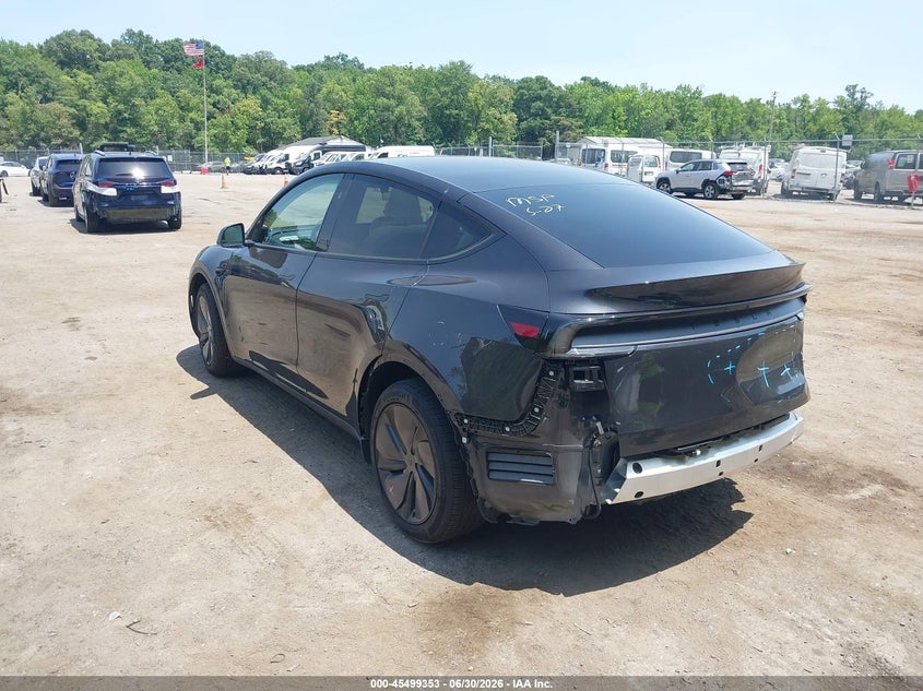 2026 Tesla Model y VIN 7SAYGDED6TF441805 IAAI salvage auction — REAR END, Salvage Title, sold $18,400 on 2026-09-05 (photo 3)