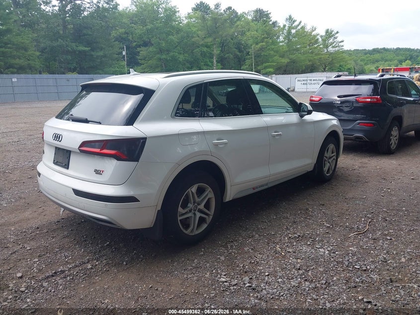 2018 Audi Q5 VIN WA1BNAFY1J2096072 IAAI salvage auction — NORMAL WEAR, Clear (New Jersey), sold $4,600 on 2026-07-29 (photo 4)