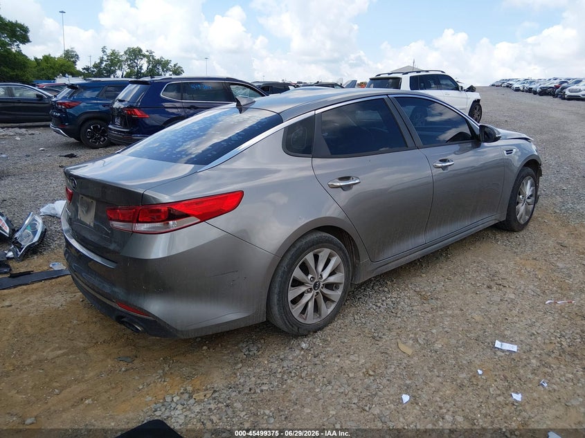 2017 Kia Optima VIN 5XXGT4L38HG154436 IAAI salvage auction — FRONT END, Salvage (Tennessee), sold $25 on 2026-07-30 (photo 4)