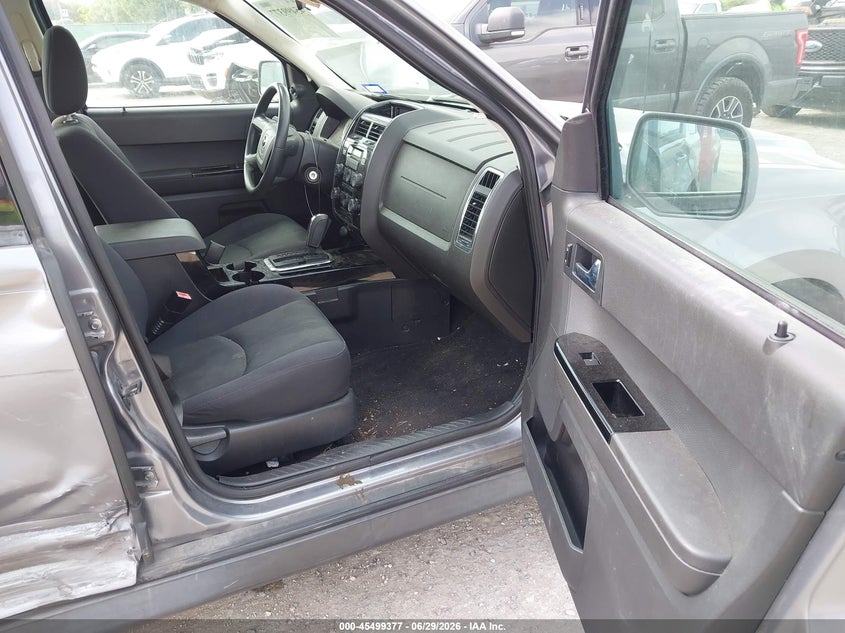 2008 Mazda Tribute VIN 4F2CZ02Z58KM26510 IAAI salvage auction — NORMAL WEAR, Original (Texas), sold $700 on 2026-07-22 (photo 5)
