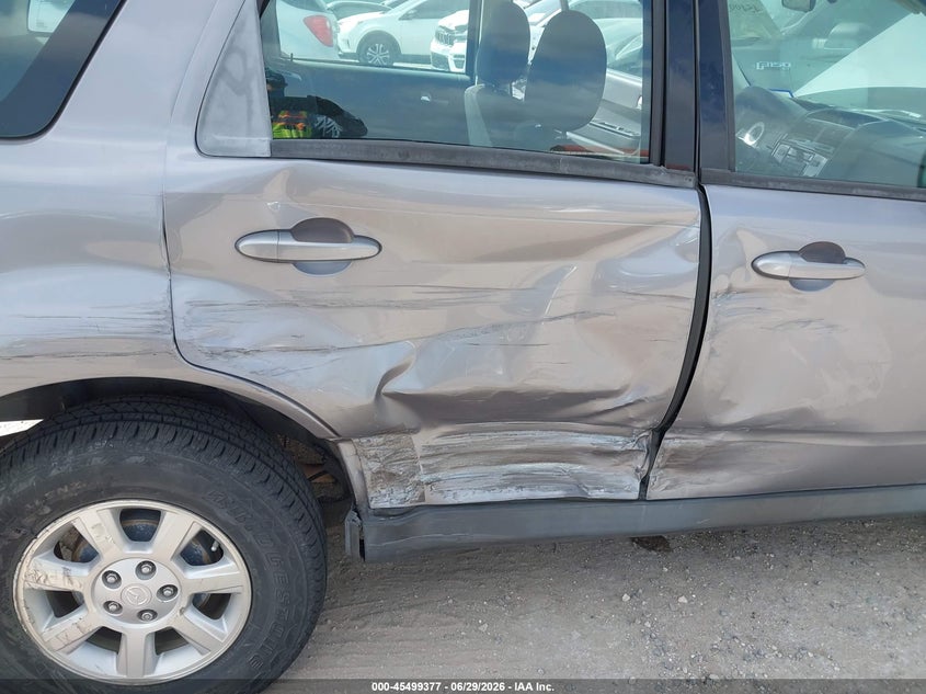 2008 Mazda Tribute VIN 4F2CZ02Z58KM26510 IAAI salvage auction — NORMAL WEAR, Original (Texas), sold $700 on 2026-07-22 (photo 6)