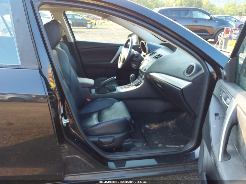 2010 Mazda 3 VIN JM1BL1S65A1166856 IAAI salvage auction — NORMAL WEAR, Clear (New Jersey), sold $925 on 2026-07-09 (photo 5)