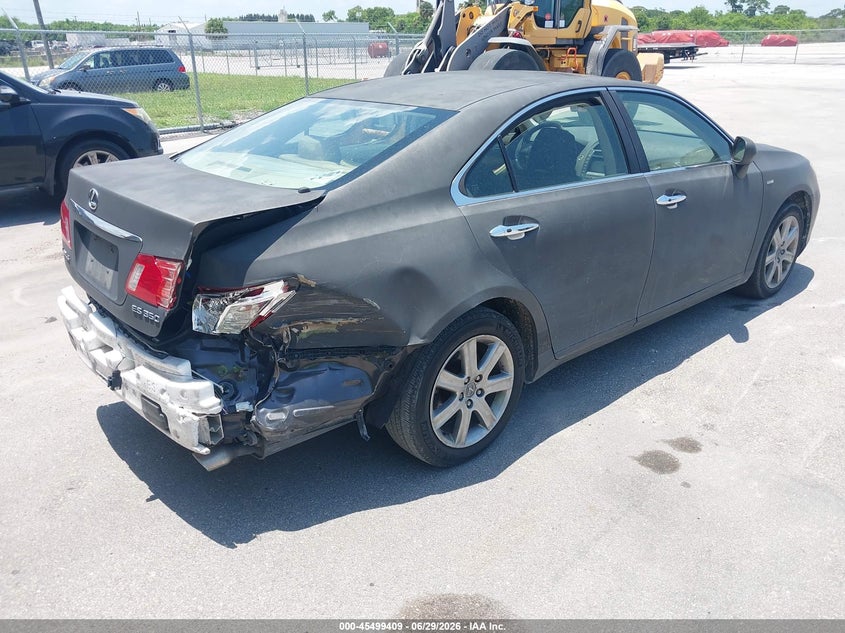 2008 Lexus Es 350 VIN JTHBJ46GX82271891 IAAI salvage auction — NORMAL WEAR, Clear (Florida), sold $950 on 2026-07-29 (photo 4)