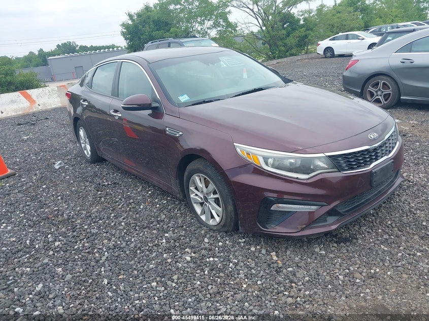2019 Kia Optima VIN 5XXGT4L33KG282025 IAAI salvage auction — NORMAL WEAR, Clear (Montana), sold $700 on 2026-07-28 (photo 1)