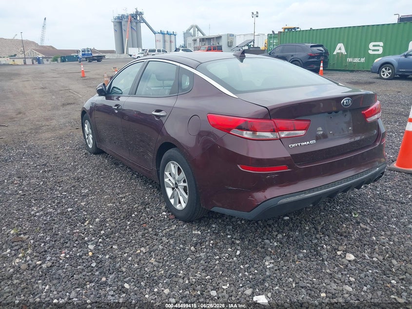 2019 Kia Optima VIN 5XXGT4L33KG282025 IAAI salvage auction — NORMAL WEAR, Clear (Montana), sold $700 on 2026-07-28 (photo 3)