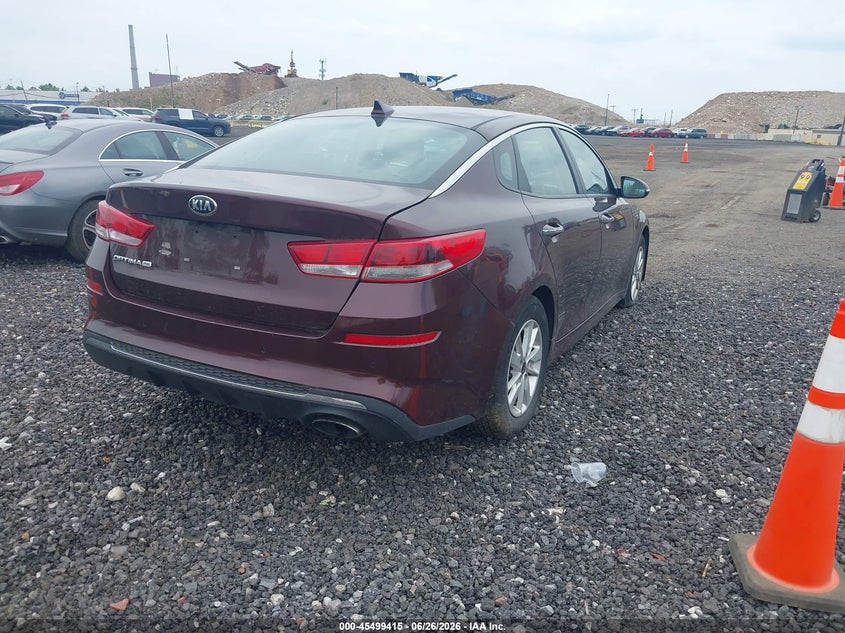 2019 Kia Optima VIN 5XXGT4L33KG282025 IAAI salvage auction — NORMAL WEAR, Clear (Montana), sold $700 on 2026-07-28 (photo 4)