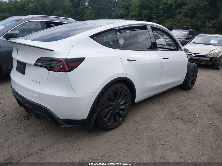 2025 Tesla Model y VIN 7SAYGDEF7SF310110 IAAI salvage auction — FRONT END, Salvage (Rhode Island), sold $12,600 on 2026-08-02 (photo 4)