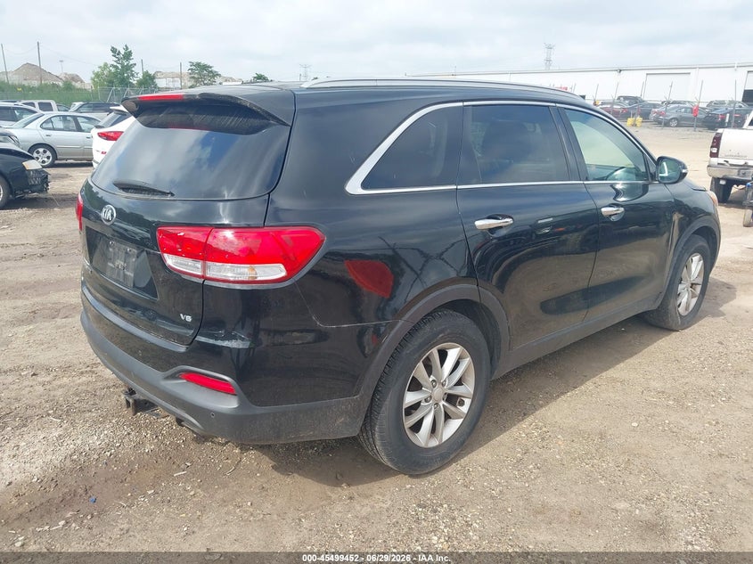 2016 Kia Sorento VIN 5XYPG4A54GG015181 IAAI salvage auction — NORMAL WEAR, Clear (Illinois), sold $1,700 on 2026-07-15 (photo 4)